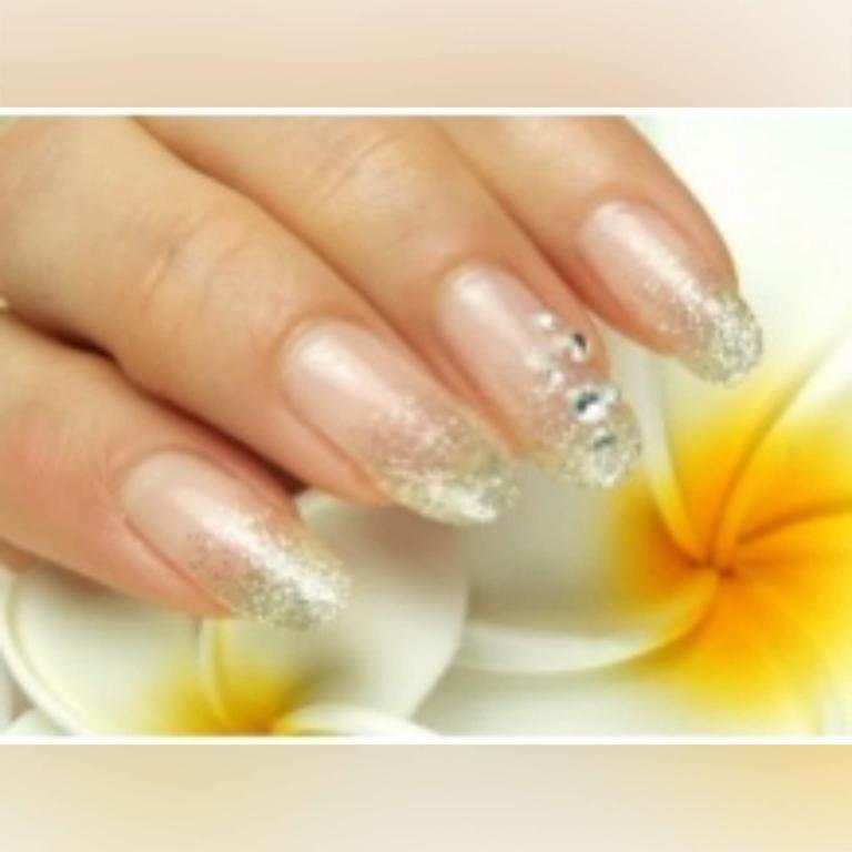 Etis ful Nails (エティスフルネイルズ) e-style
