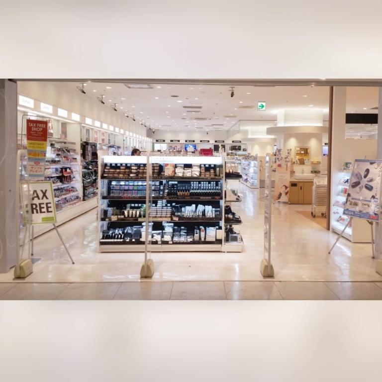 ネイルクイック　新横浜プリンスペペ店