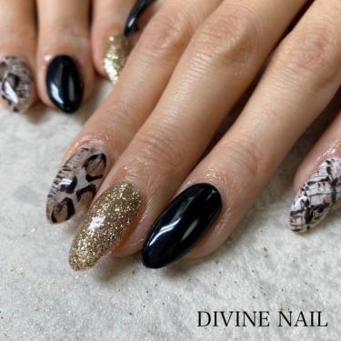 DIVINE NAIL (ディバイン　ネイル)