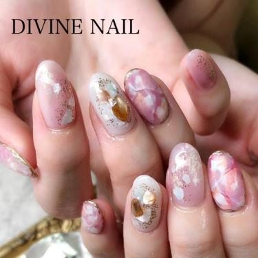 DIVINE NAIL (ディバイン　ネイル)