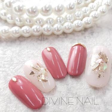 DIVINE NAIL (ディバイン　ネイル)