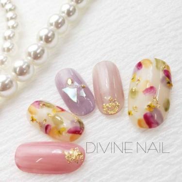 DIVINE NAIL (ディバイン　ネイル)