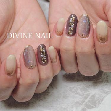 DIVINE NAIL (ディバイン　ネイル)